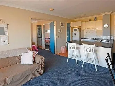 Shaz Maisons Holiday Apartments Gold Coast