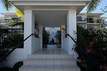 Shaz Maisons Holiday Apartments Gold Coast