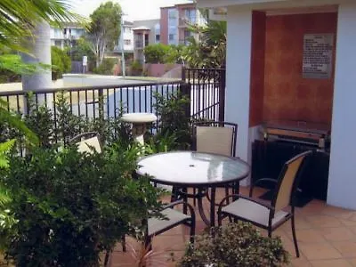 Shaz Maisons Holiday Apartments Gold Coast